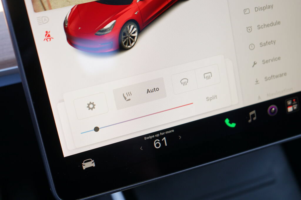 Used 2020 Tesla Model 3 Standard Range Plus RWD image 19