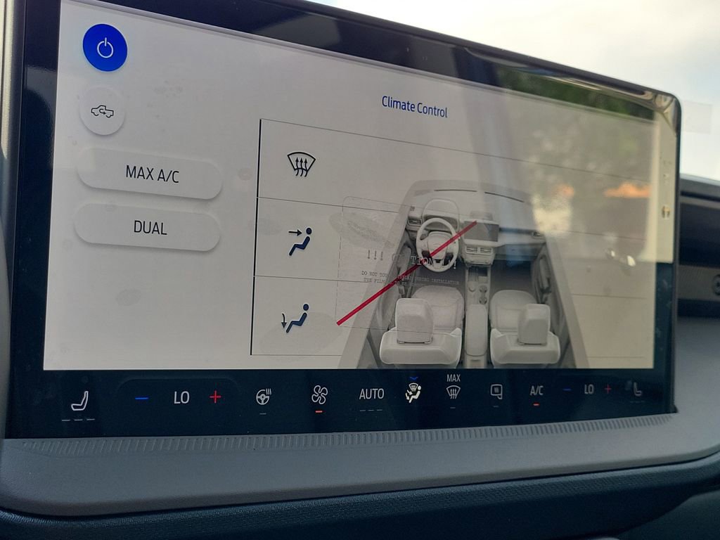 New 2026 Ford Maverick Lobo image 26