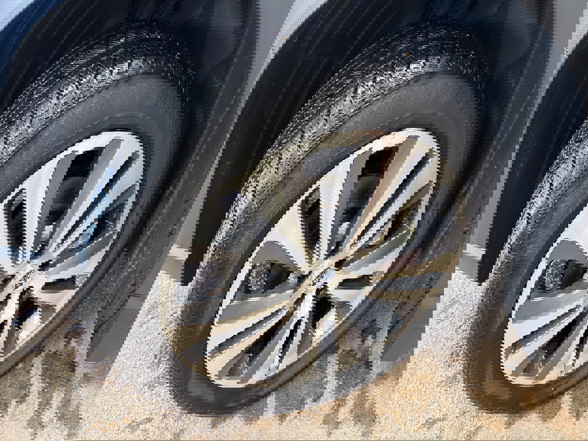 Used 2022 Subaru Ascent Touring w/ Popular Package #2A image 4