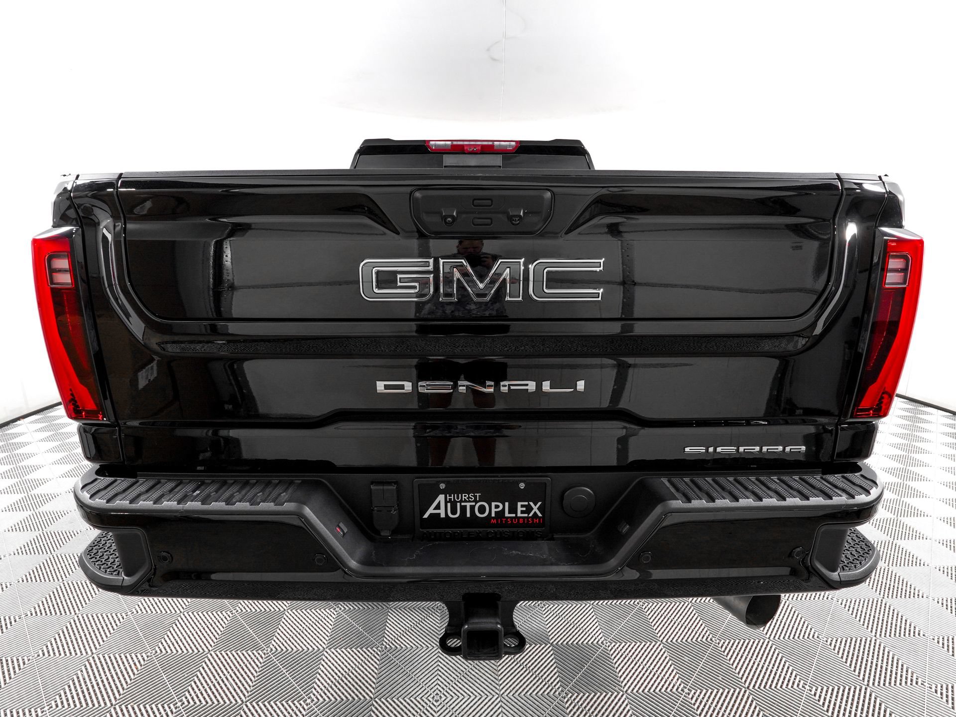 Used 2026 GMC Sierra 2500 Denali Ultimate AWD/4WD image 6