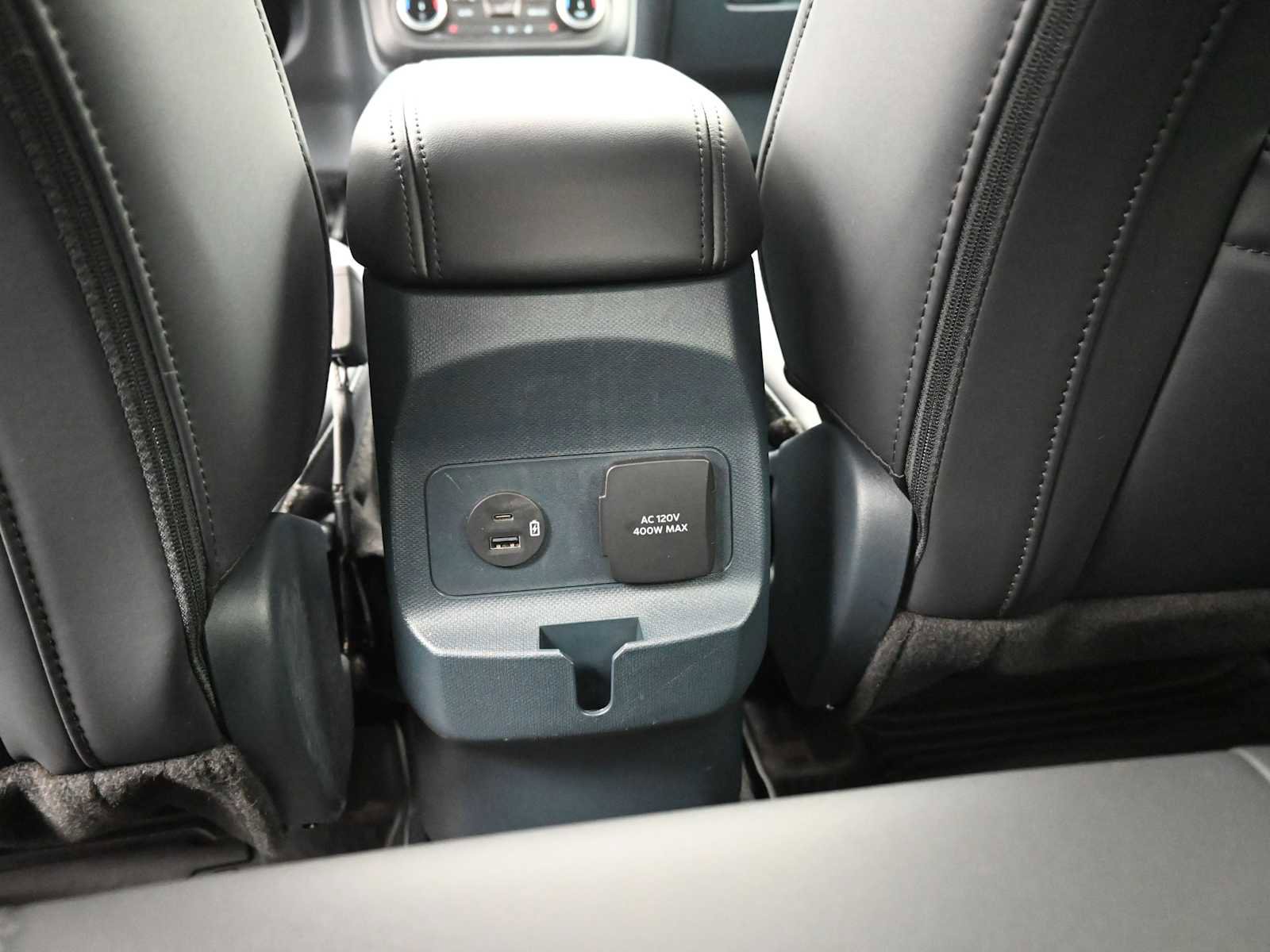 Used 2024 Ford Maverick Lariat w/ Black Appearance Package image 24