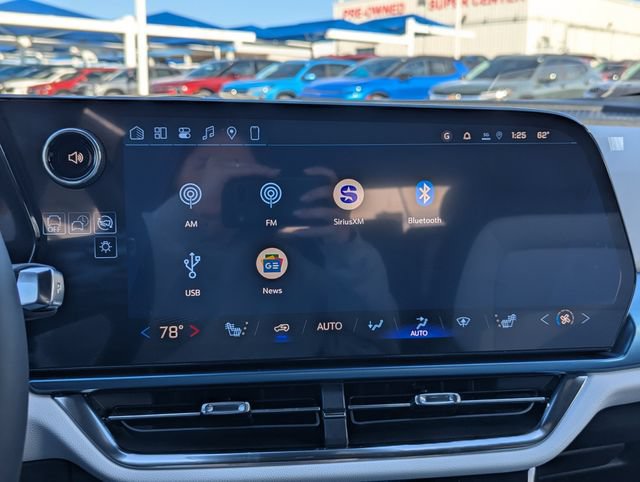 New 2026 Chevrolet Equinox EV LT FWD image 18