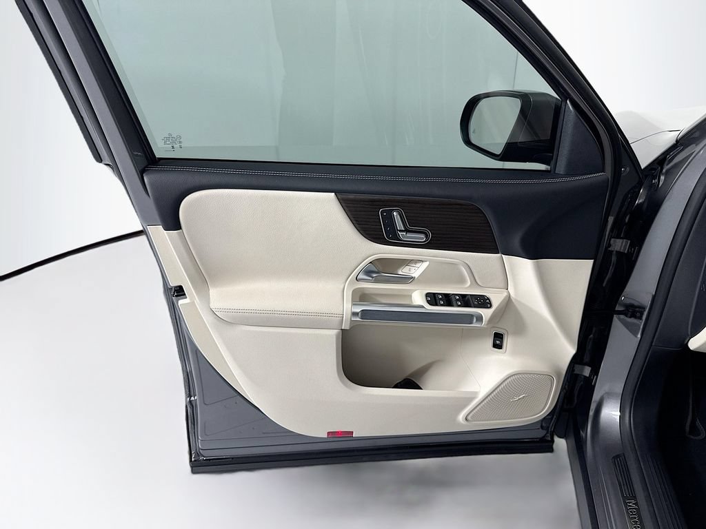 Certified 2026 Mercedes-Benz GLB 250 image 24