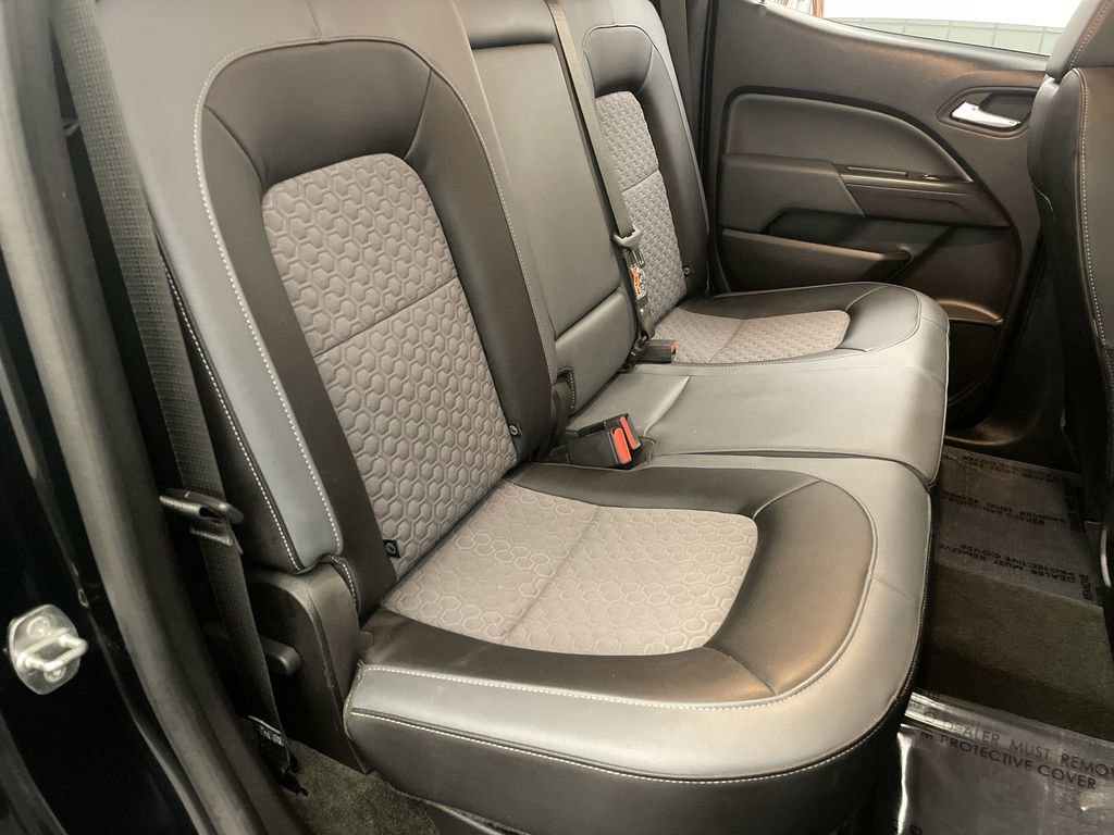 Used 2018 Chevrolet Colorado Z71 AWD/4WD image 19