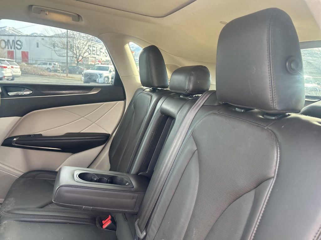 Used 2017 Lincoln MKC Reserve image 19