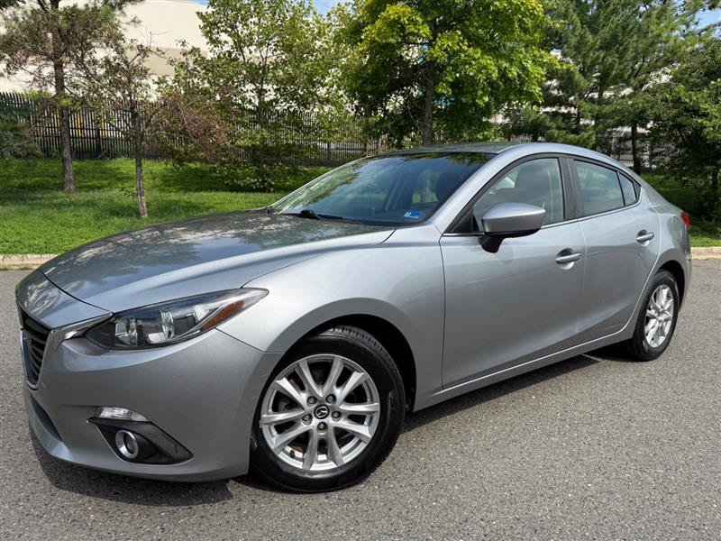 Used 2014 MAZDA MAZDA3 i Touring w/ Technology Package FWD image 2