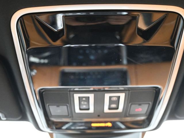 Used 2020 Land Rover Range Rover Sport HSE Dynamic image 14