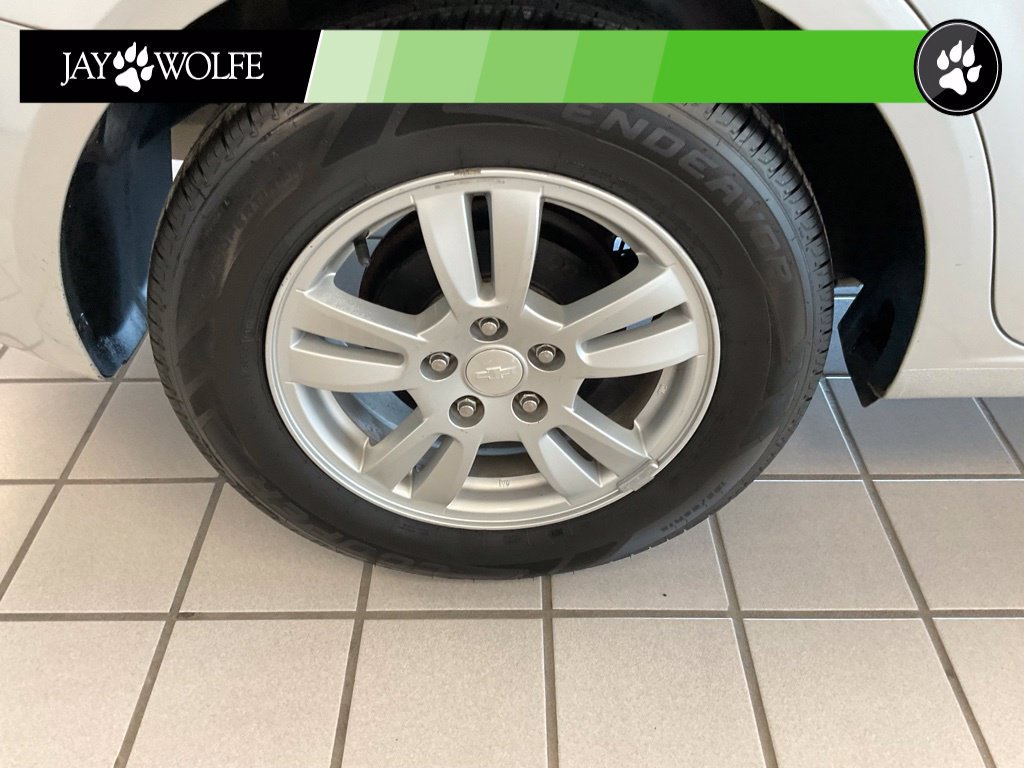 Used 2014 Chevrolet Sonic LT FWD image 7