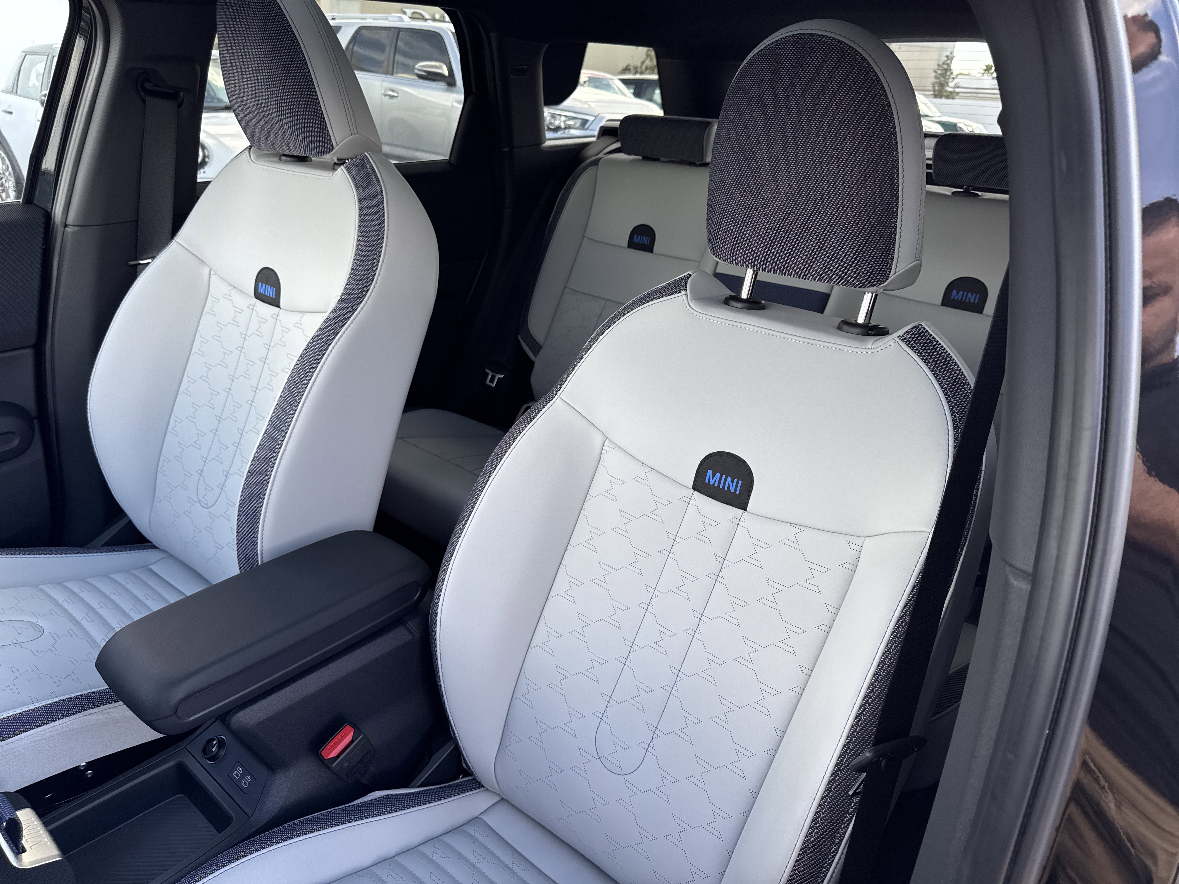 New 2026 MINI Cooper Countryman S w/ Comfort Package Max image 24