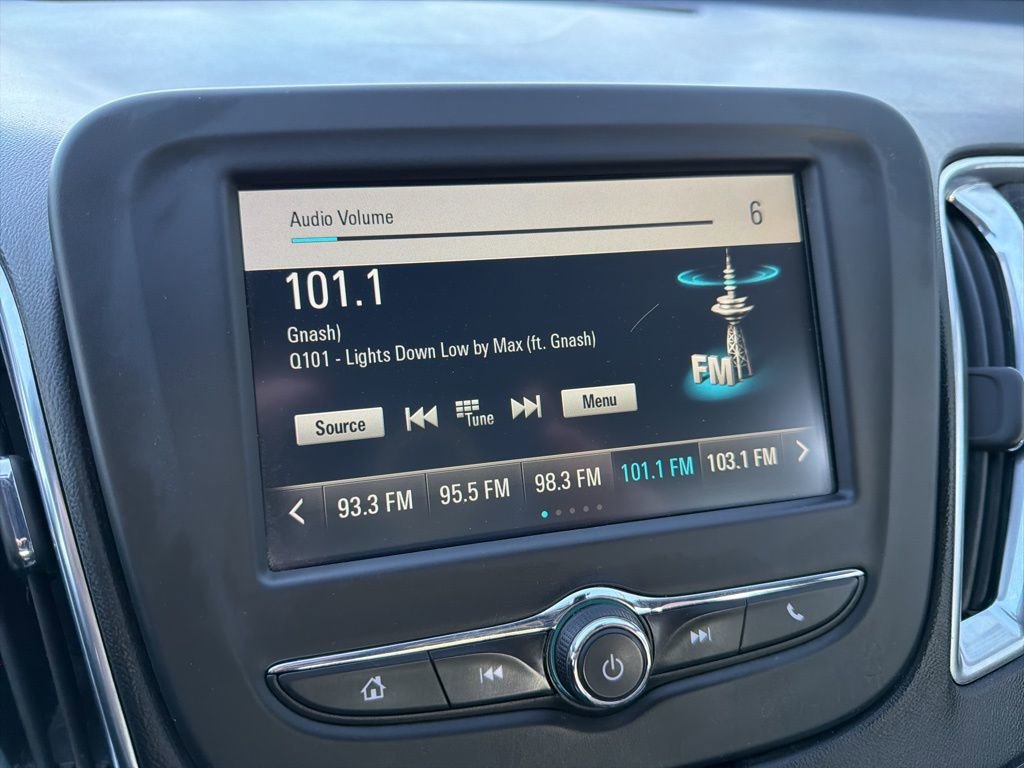 Used 2016 Chevrolet Malibu LT image 15