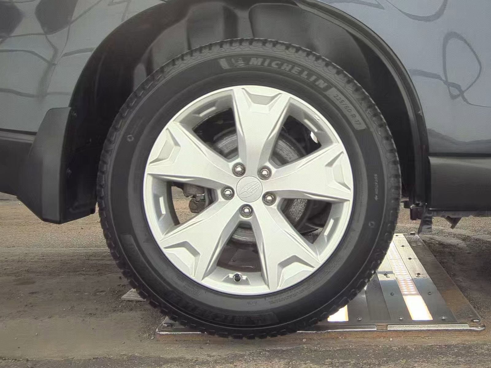 Used 2016 Subaru Forester 2.5i w/ Alloy Wheel Package image 11