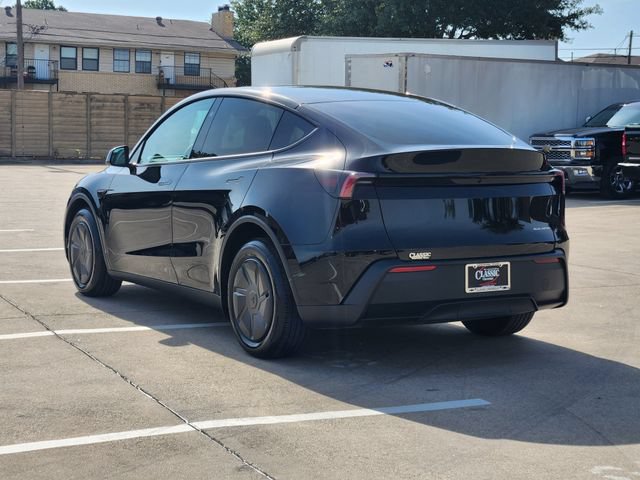 Used 2026 Tesla Model Y AWD image 3