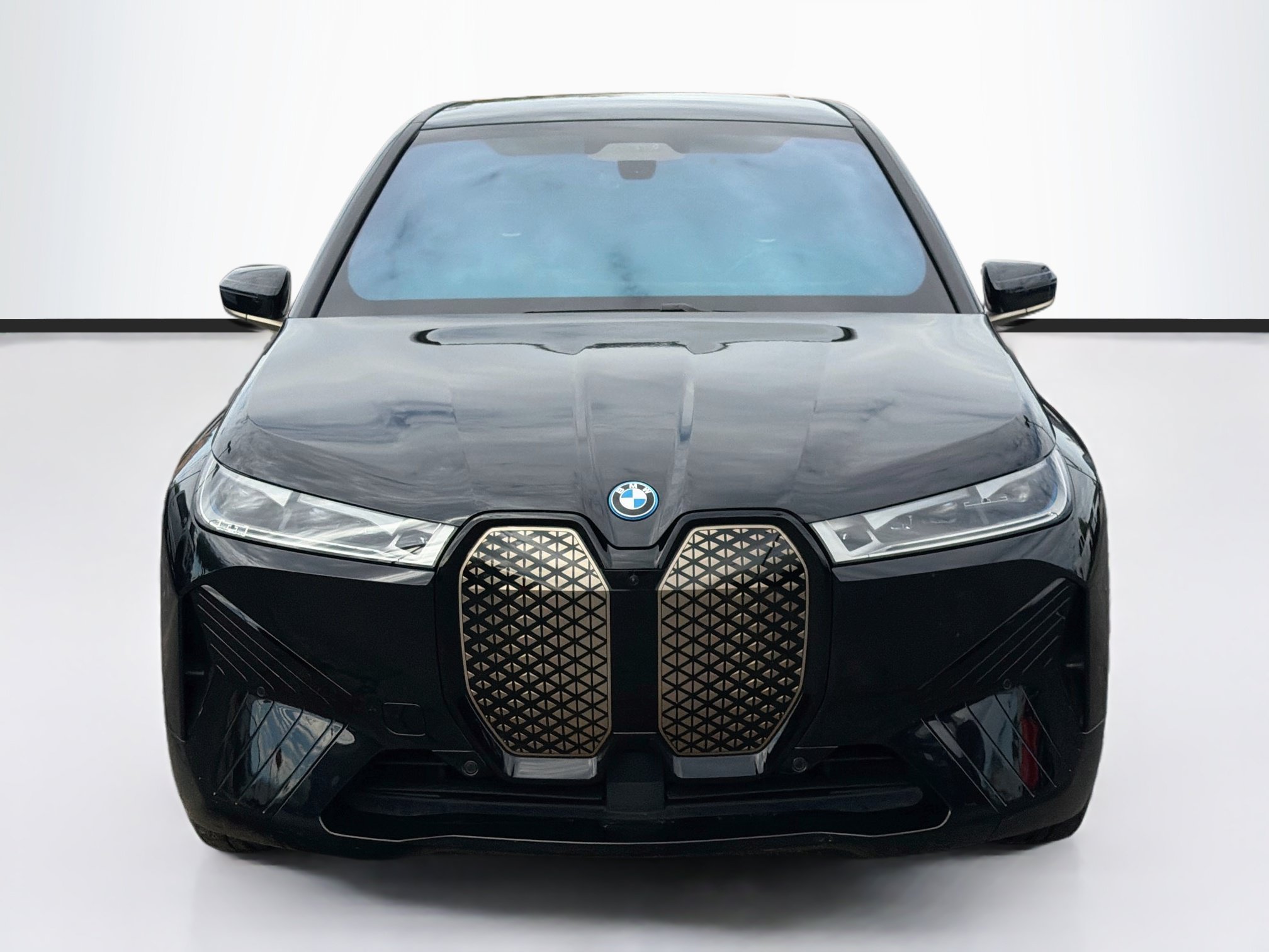 Used 2023 BMW iX M60 AWD/4WD image 2
