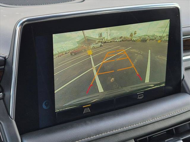 Used 2022 Chevrolet Suburban Premier RWD image 13