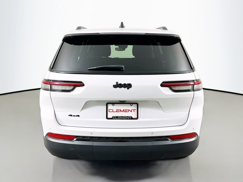 Used 2023 Jeep Grand Cherokee L Laredo image 8