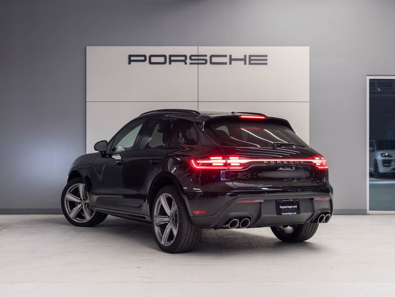 Certified 2026 Porsche Macan S image 3