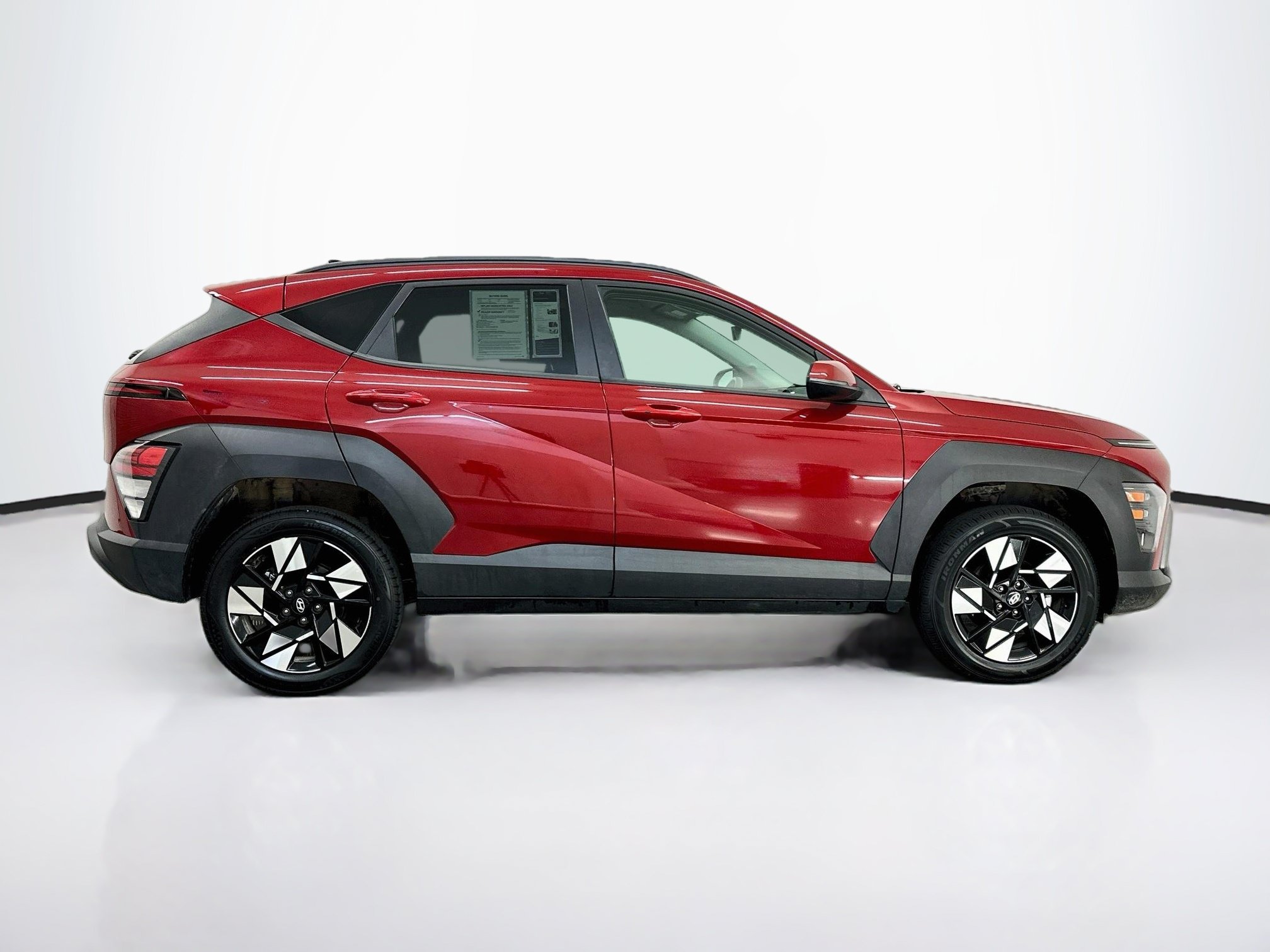 Used 2025 Hyundai Kona SEL AWD/4WD image 10