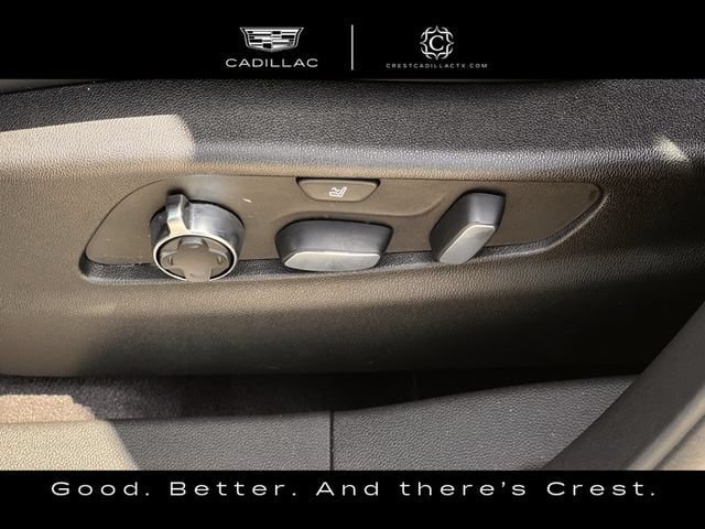 Used 2023 Cadillac XT4 Sport FWD image 25