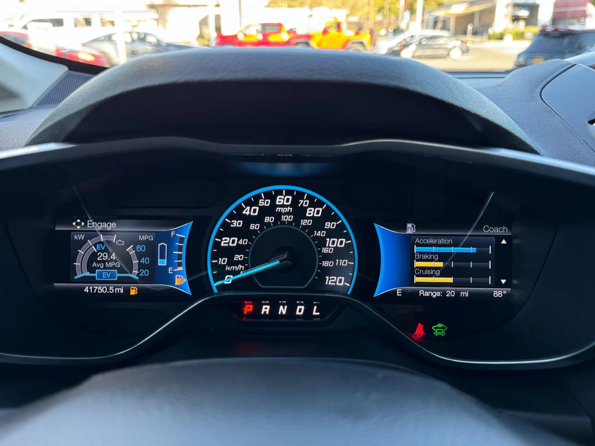 Used 2017 Ford C-MAX Energi SE w/ Equipment Group 402A image 17