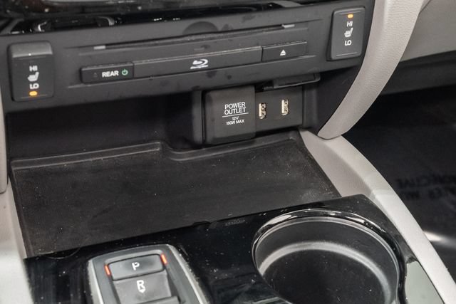 Used 2016 Honda Pilot Touring image 24