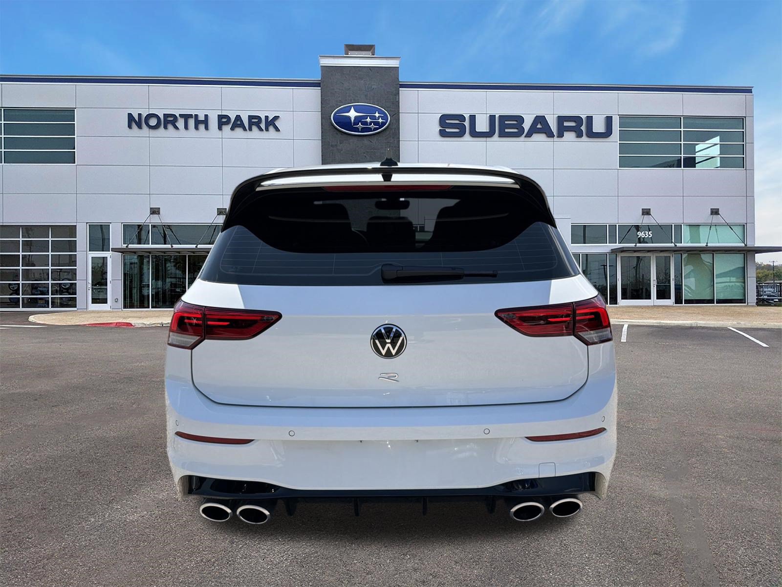 Used 2026 Volkswagen Golf AWD/4WD image 4