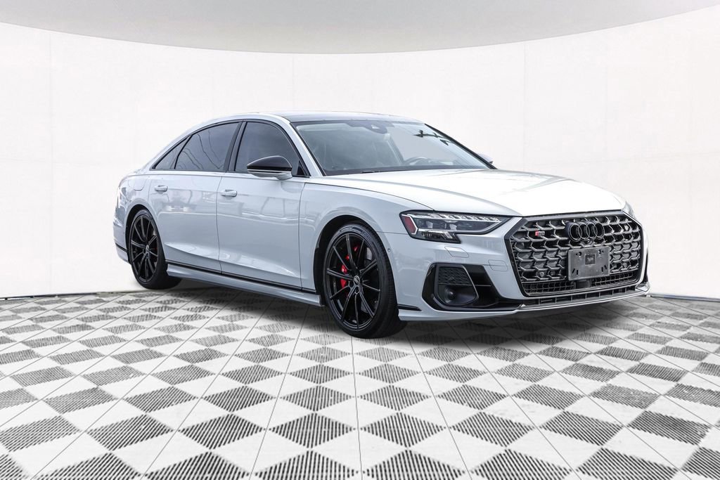 Used 2023 Audi S8 w/ S8 Comfort Plus Package image 13