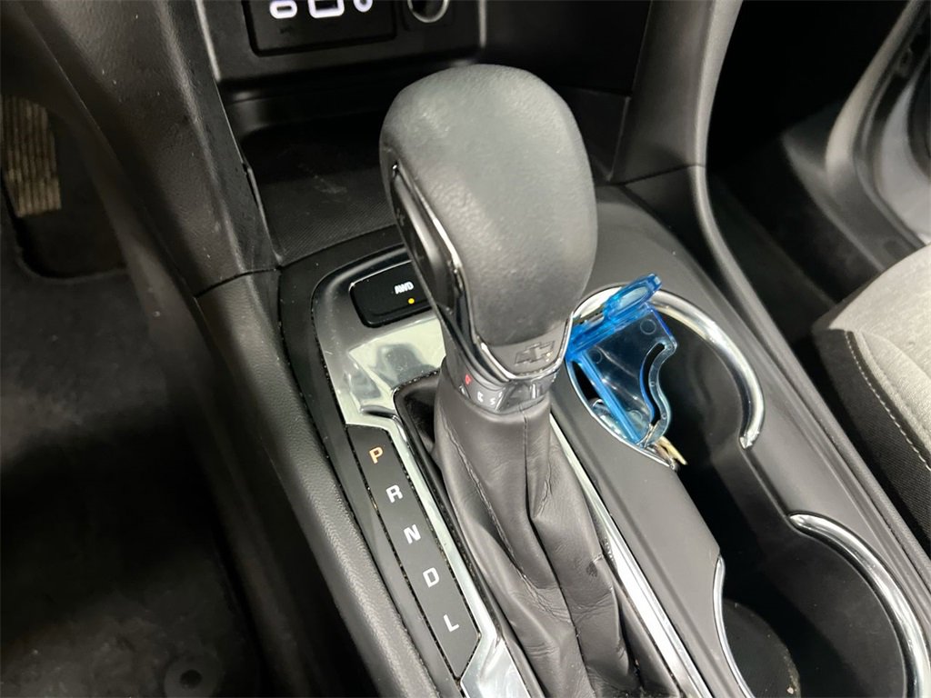 Used 2023 Chevrolet Equinox LS image 16