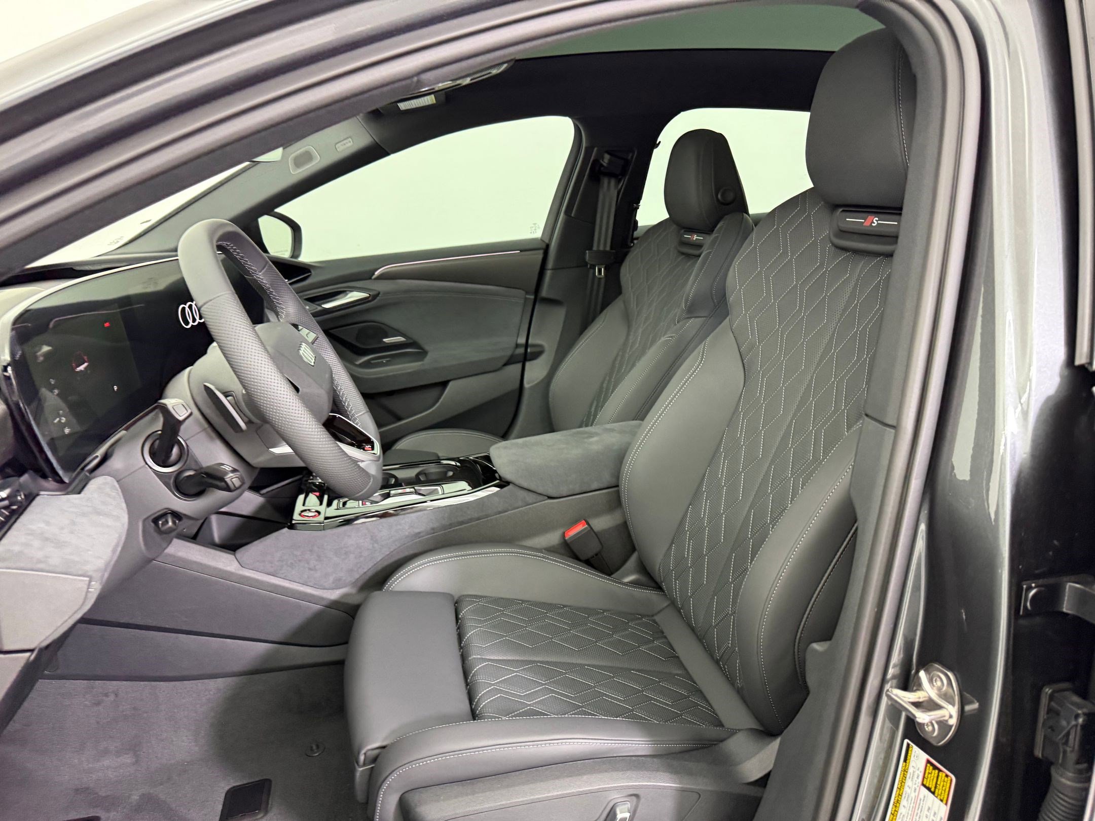 New 2025 Audi S6 e-tron Premium Plus image 4
