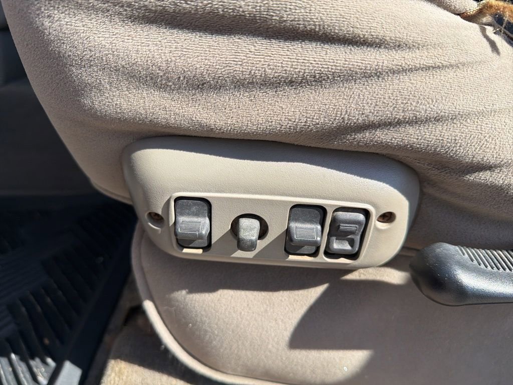 Used 2003 Dodge Ram 1500 Truck ST image 9