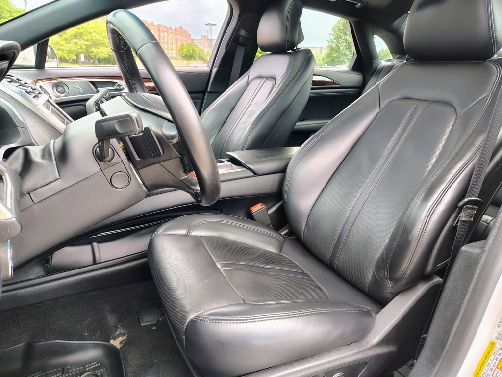 Used 2019 Lincoln MKZ Reserve AWD/4WD image 18
