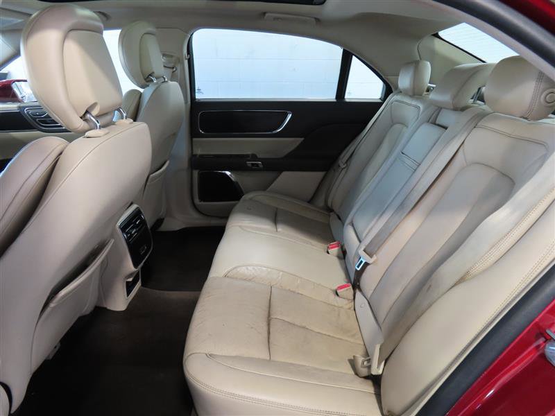 Used 2018 Lincoln Continental Select w/ Continental Climate Package AWD/4WD image 33