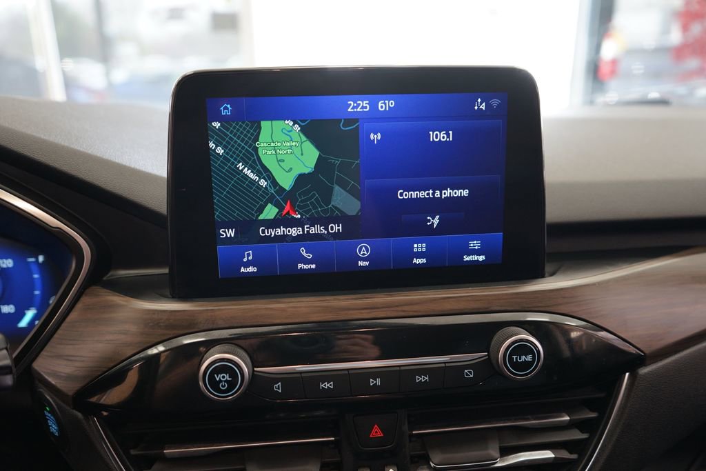 Used 2020 Ford Escape Titanium image 36