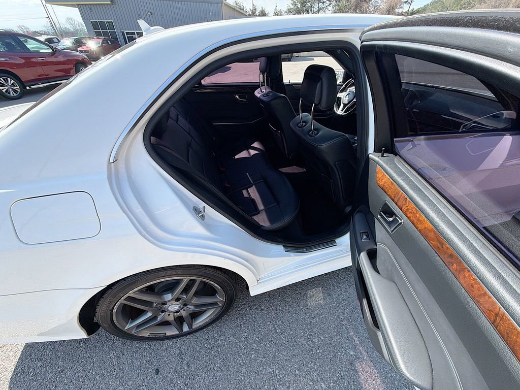Used 2014 Mercedes-Benz E 350 4MATIC Sedan image 30
