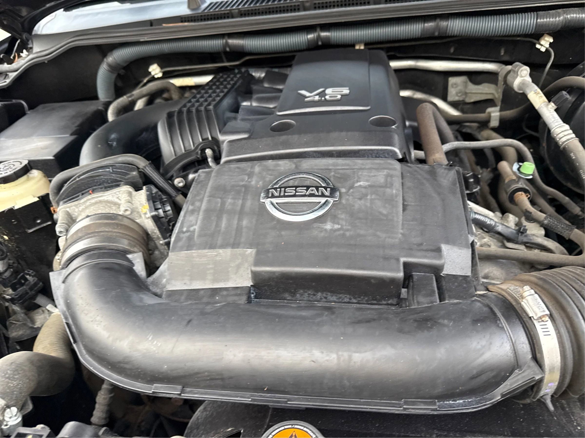 Used 2011 Nissan Pathfinder S image 13