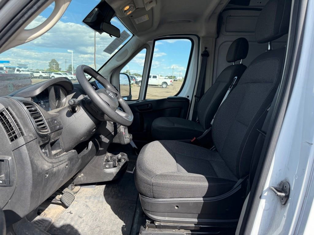 Used 2022 RAM ProMaster 2500 FWD image 2