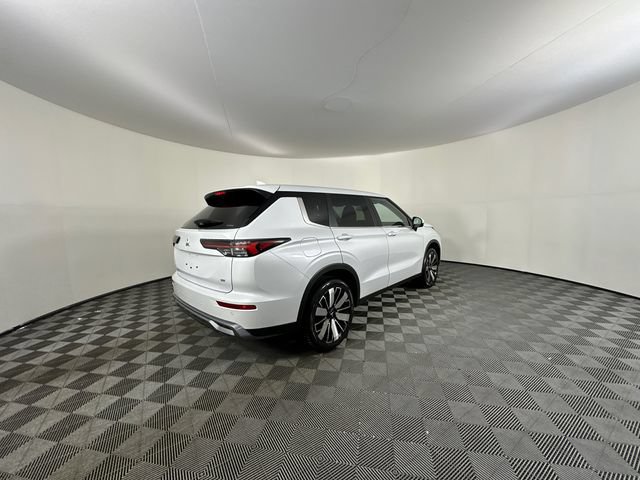New 2026 Mitsubishi Outlander SE AWD/4WD image 6