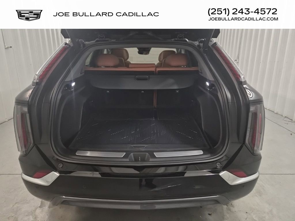 New 2026 Cadillac Optiq Luxury 2 w/ LPO, Floor Liner Package RWD image 19