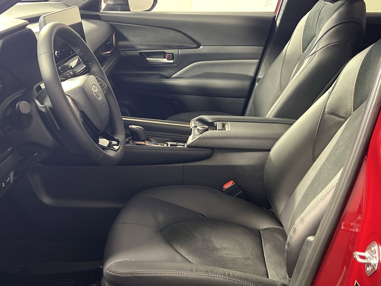 Used 2026 Toyota Grand Highlander MAX Platinum image 13