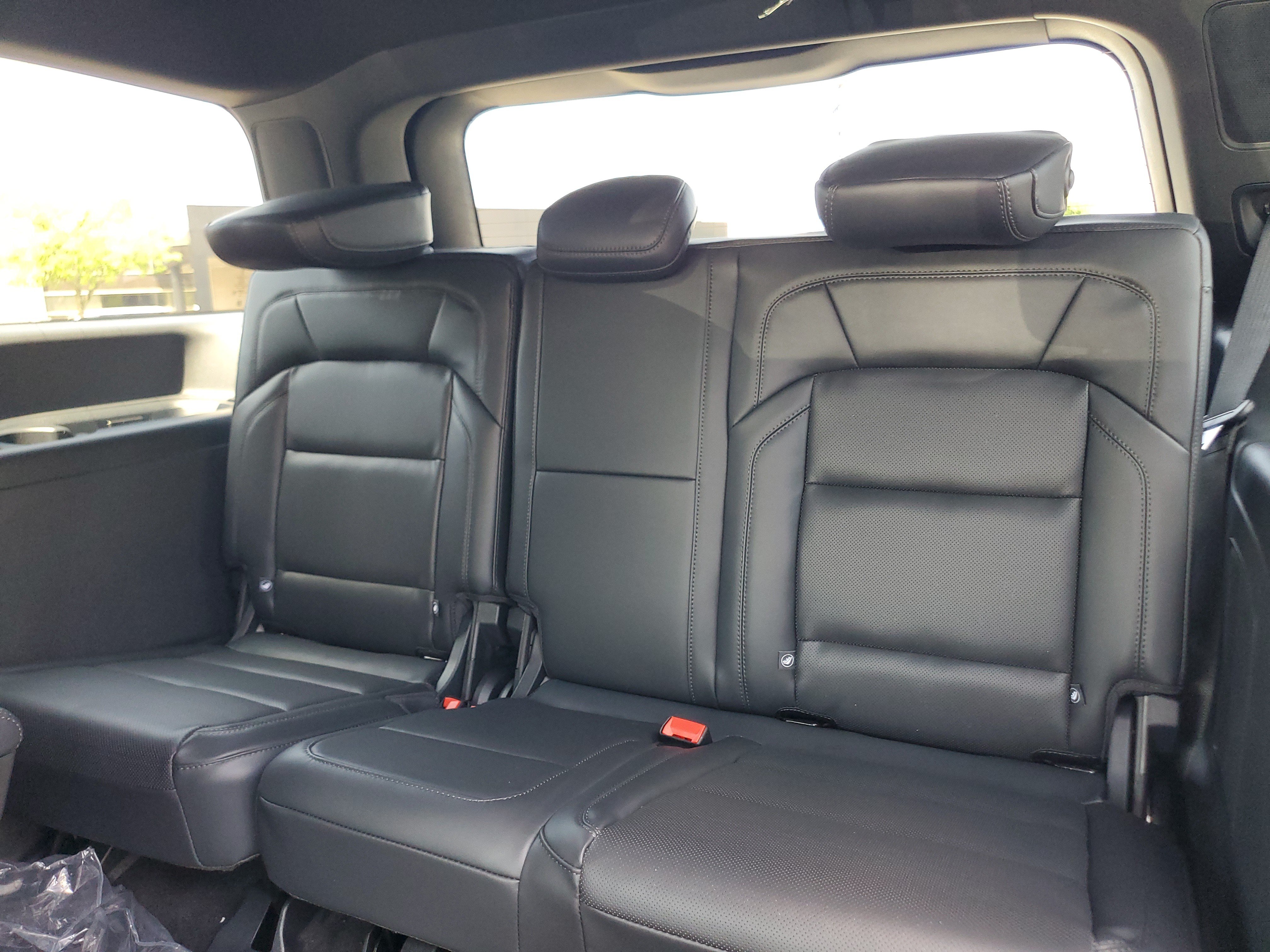 New 2027 Lincoln Navigator Reserve w/ Jet Appearance Package AWD/4WD image 30