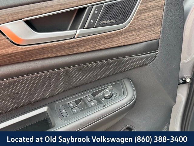 New 2025 Volkswagen Atlas SEL Premium R-Line image 34