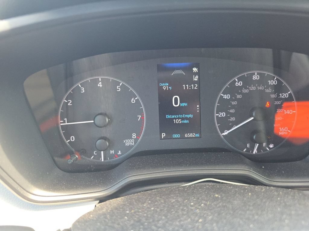 Used 2025 Toyota Corolla SE FWD image 9
