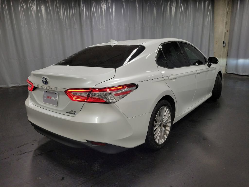 Used 2020 Toyota Camry XLE image 8