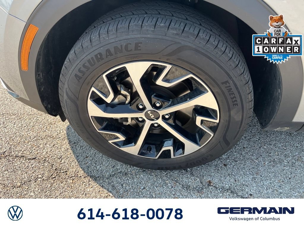 Used 2024 Kia Sportage EX AWD/4WD image 18