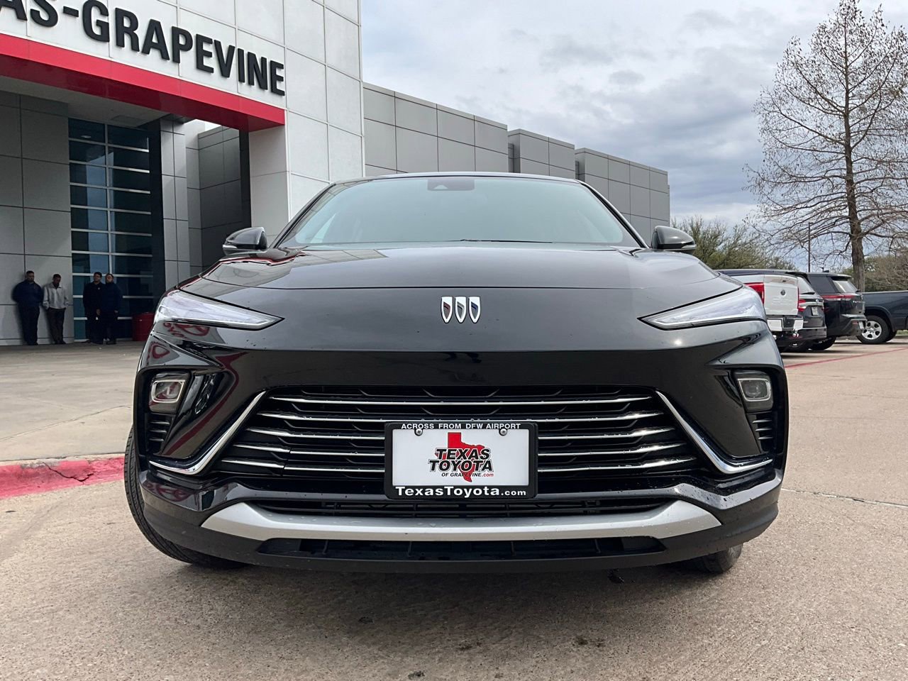 Used 2025 Buick Envista Preferred image 3