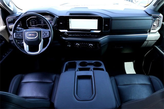 Used 2024 GMC Sierra 1500 SLT image 28