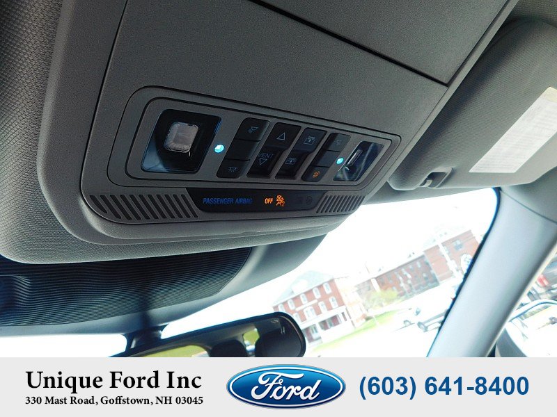 Used 2023 Ford Explorer XLT w/ Equipment Group 202A AWD/4WD image 27