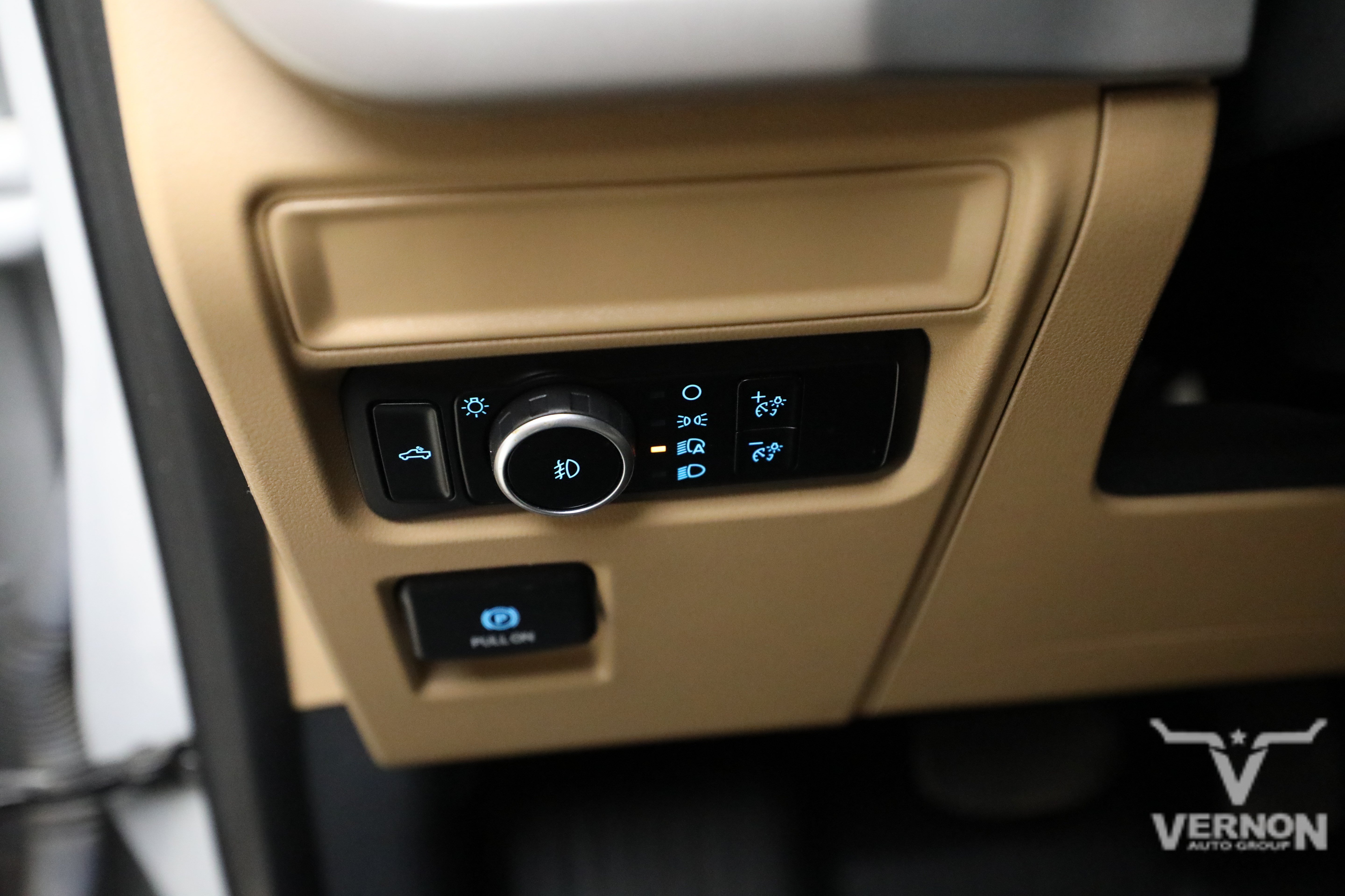 Used 2023 Ford F150 XLT RWD image 16