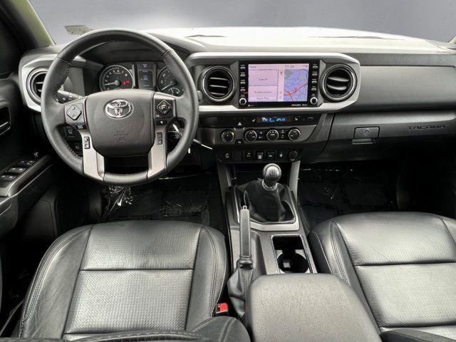Used 2023 Toyota Tacoma TRD Off-Road w/ TRD Premium Off Road Package image 3