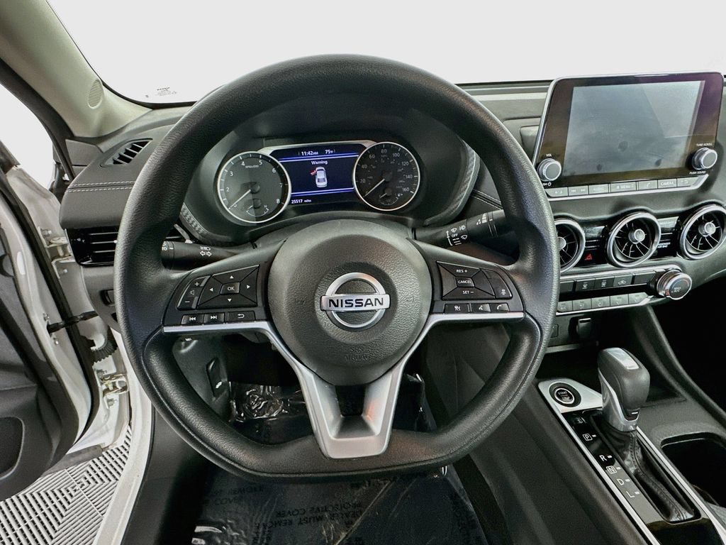 Certified 2023 Nissan Sentra SV FWD image 16