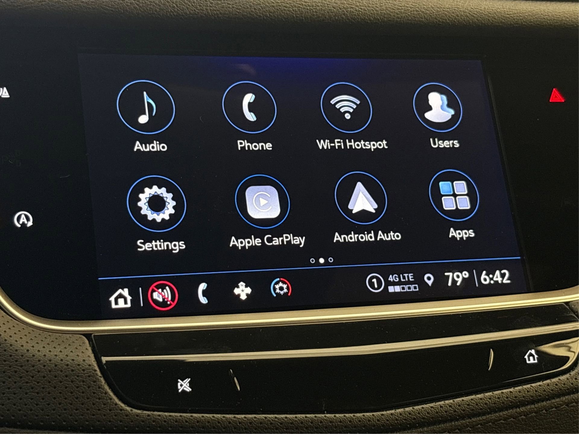 New 2025 Cadillac XT5 Luxury image 24